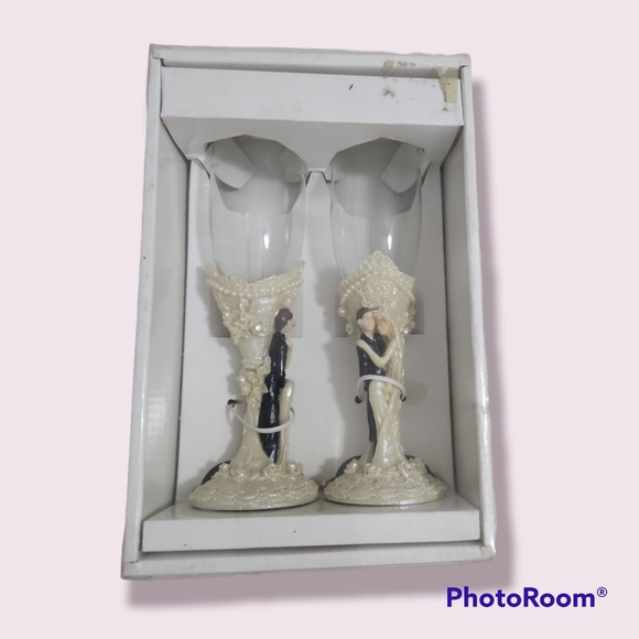 Wedding Chapangne Glasses - Picture 1 of 1